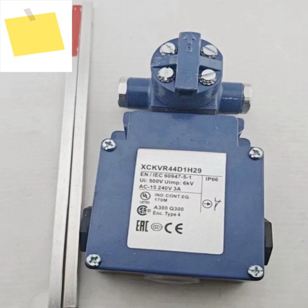 신품 3A 240V 리미트 스위치 XCKMR44D1H29XCKVR44D1H29 고정형 트래블 장치 제품 이미지