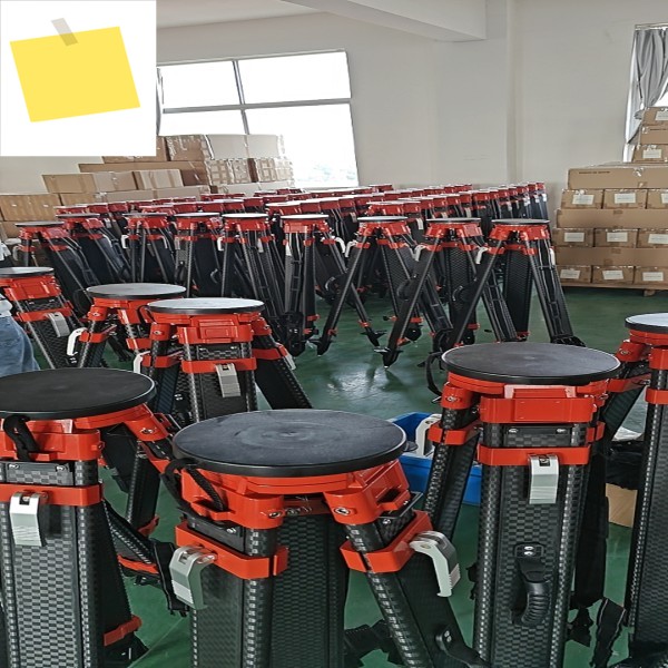 Heavy Duty Dual Clamp Carbon Fiber Theodolite Total Station Survey Tripod For Land 제품 이미지