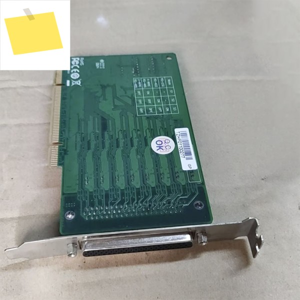 CP-118U PCI 산업용 멀티 시리얼 카드 8포트 RS232422485 제품 이미지