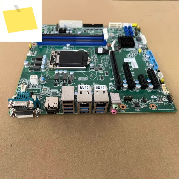 산업용 제어 마더보드 지원 Xeon ® E3 코어 i7i5i3 LGA1151 마이크로ATX AIMB-585 제품 이미지