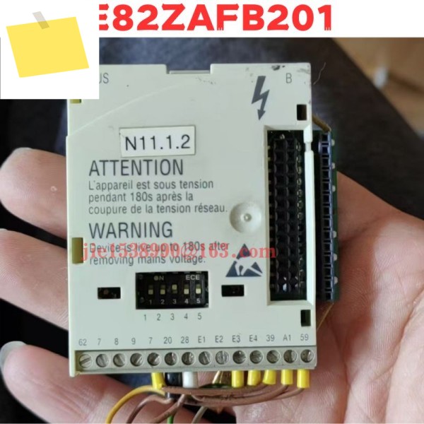 사용된 모듈 E82ZAFB201 일반 기능 테스트 완료 OK 제품 이미지