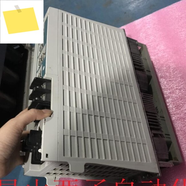 MDS-C1-V2-3535 서보 드라이브, 박스, 96% 새제품 제품 이미지