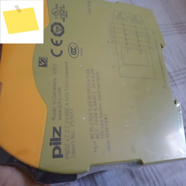 1개 새 제품 S72 C 24vdc 751177 안전 릴레이 정품 PLC 제품 이미지