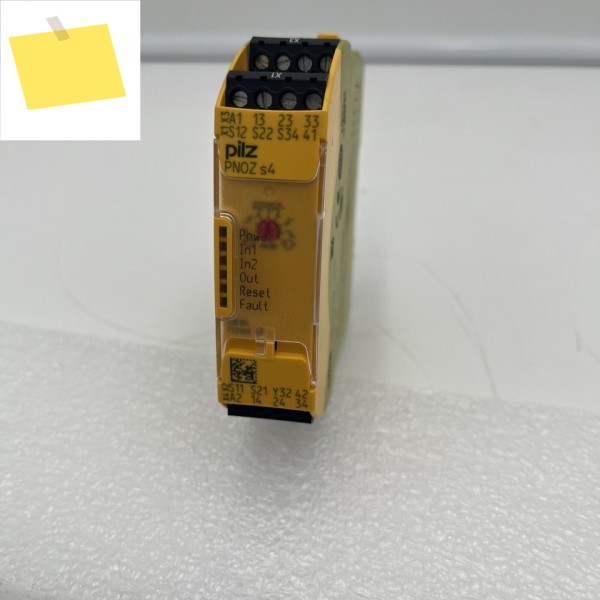 24VDC 3 NO 1 안전 릴레이 포장 외부에서 개봉된 상태, 새 제품, 출고 가능 PLC 제품 이미지