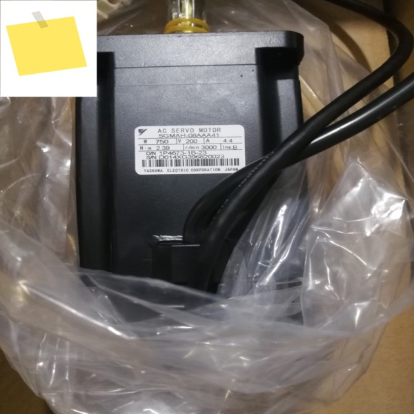 SGMAH-A3A1A-YR11 Yaskawa 서보 모터, 100w 품질 보증, 1 년 , 새제품 제품 이미지