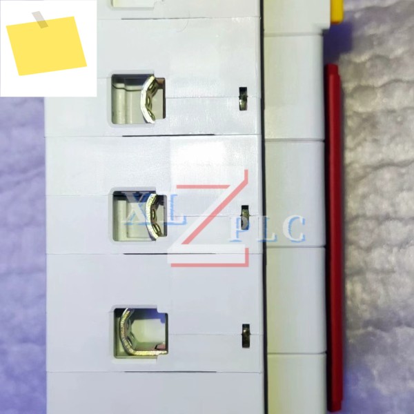 DZ47LE-125 100A 4P 신품 오리지널 회로 차단기 제품 이미지