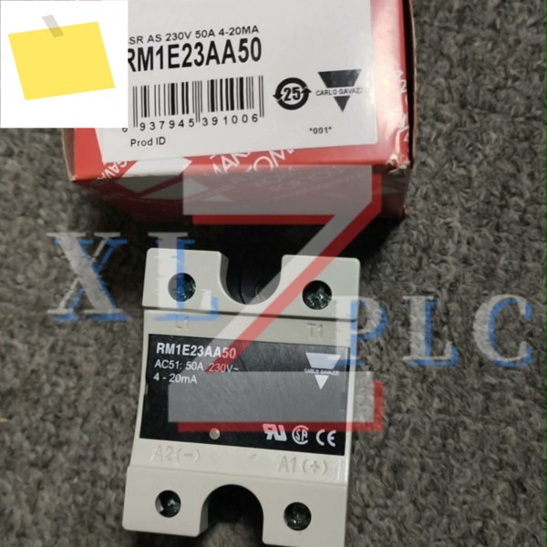 RM1A48D100 RM1E23AA50 오리지널 스위스 솔리드 스테이트 릴레이 제품 이미지