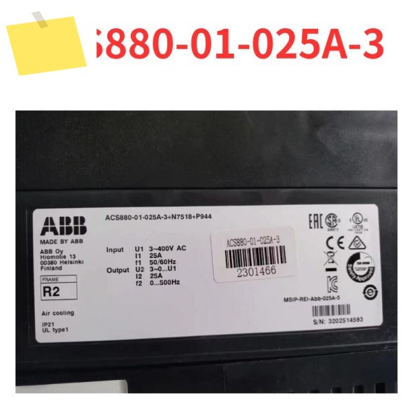90% 신품 ACS880-01-025A-3 주파수 변환기 테스트 완료 제품 이미지