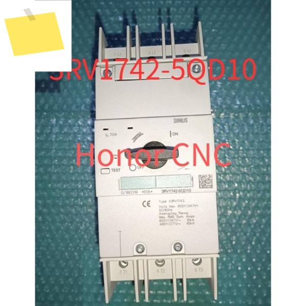 3RV1742-5QD10 테스트 완료, OK, 승인 회로 차단기 UL 489를 갖춘 시스템 보호용 크기 S3 제품 이미지