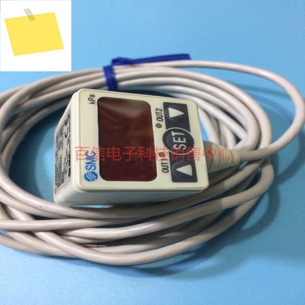 일본 SMC 디지털 압력 스위치 ZSE50F-02-62L 제품 이미지