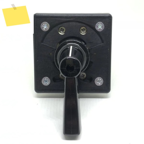 2025.4 IDEC 이즈미 UCSQO-134RR-P2B-C1010 스위치 CS-10 캠 UCSQO 제품 이미지