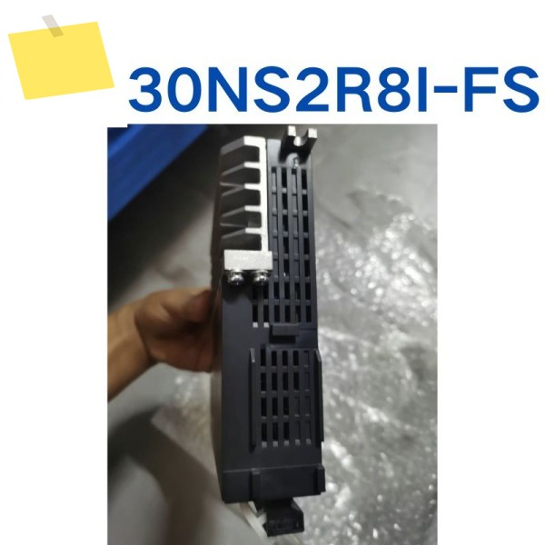 중고 SV630NS2R8I-FS 서보 드라이브 400W 테스트를 거쳐 빠르게 되었습니다. 제품 이미지