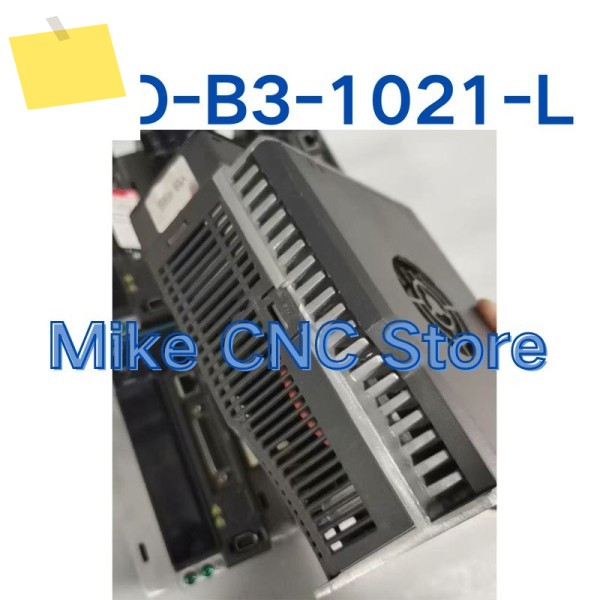 중고 ASD-B3-1021-L 1KW 서보 드라이브는 테스트를 거쳤으며 신속하게 되었습니다. 제품 이미지