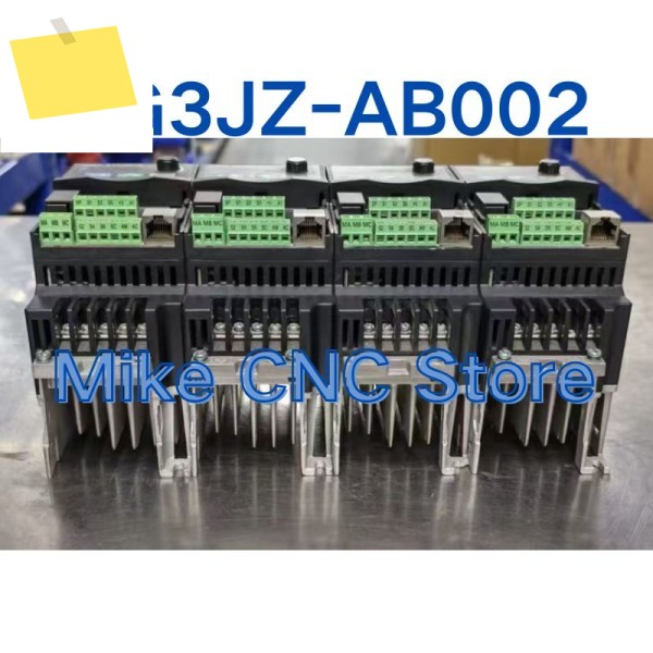 중고 3G3JZ-AB002 0.2KW 인버터는 테스트를 거쳤으며 빠르게 되었습니다 제품 이미지