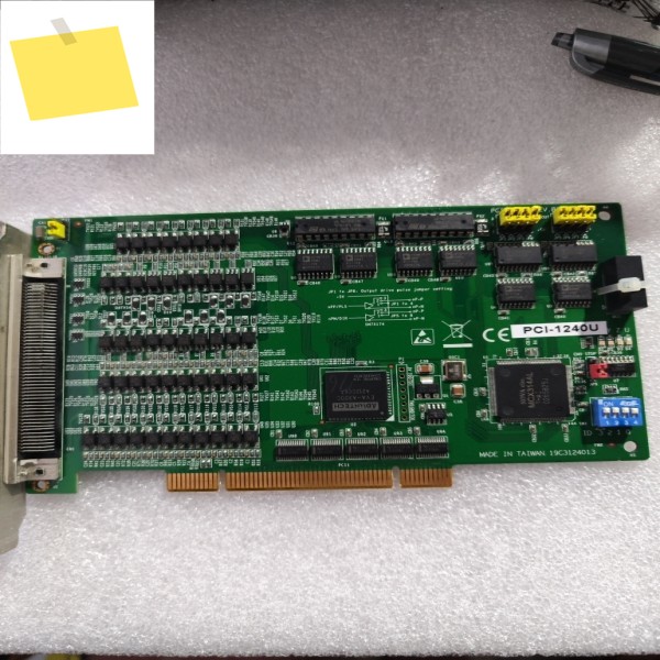 PCI-1240U REV.B2 4축 스테퍼펄스 서보 모터 모션 제어 카드용 제품 이미지