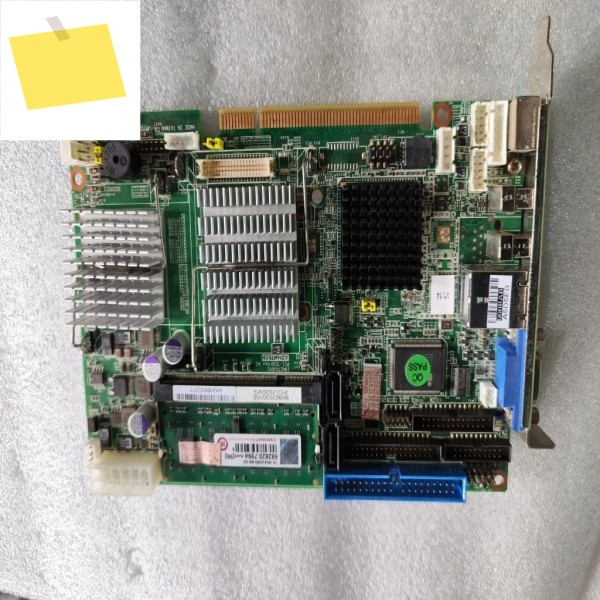 새로 테스트 및 된 메모리 상태의 기존 마더보드 PCI-7030VG용 제품 이미지