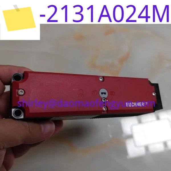 중고 TP4-2131A024M 전자기 잠금 안전 도어 스위치 제품 이미지