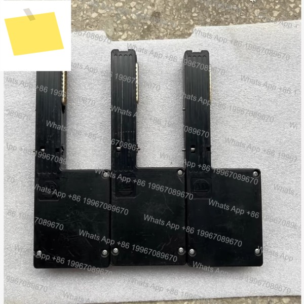 서보 커넥터 2090-K6CK-D44M 중고 제품 이미지