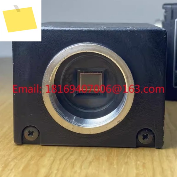 중고 테스트는 1pcs CV-M50 흑백 산업용 카메라 12 인치 CCD BW 비전 EIACCIR에 적합합니다. 제품 이미지