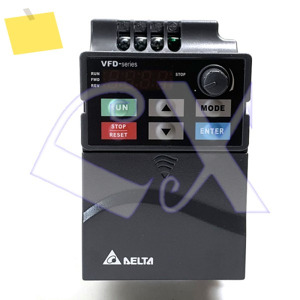 델타 VFD015E43T E 시리즈 인버터 PLC 기능 포함, 1.5KW 및 KPE-LE02 VFD-E 작동 제어판 제품 이미지