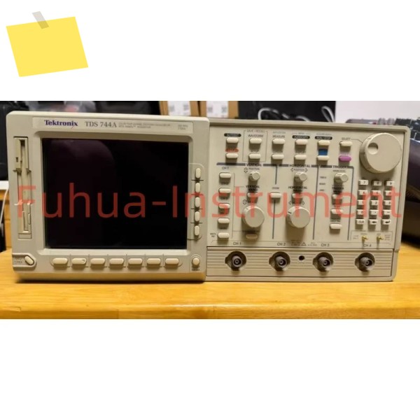 양호한 상태의 Tektronix TDS744A 오실로스코프 4 채널 500MHZ 2Gs 사용 제품 이미지