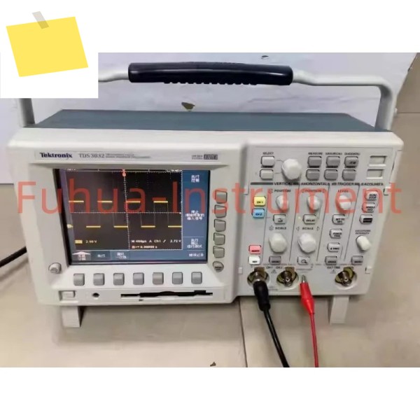중고 Tektronix TDS3032 컬러 디지털 형광체 오실로스코프 2채널 300MHz 2.5GSs 상태 양호 제품 이미지