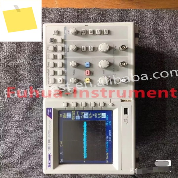 프로브가 없는 Tektronix TBS1102 디지털 오실로스코프 제품 이미지