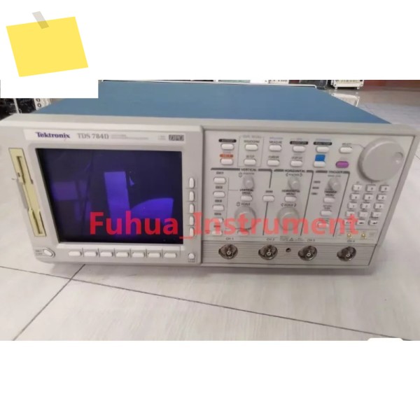 TEKTRONIX TDS 784D 4채널 디지털 인광체 오실로스코프 4GSs 1GHz 제품 이미지