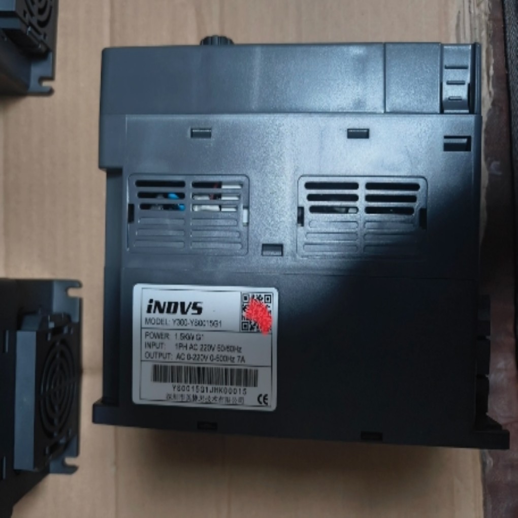 iNDVS 주파수 변환기 Y900-0185G3 18.5KW 380V 0.75kw 220v 22kw 제품 이미지