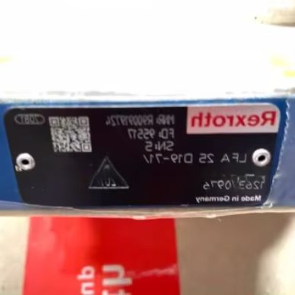 R900919724 LFA25D19-7X 신품 유압 커버 밸브 제품 이미지