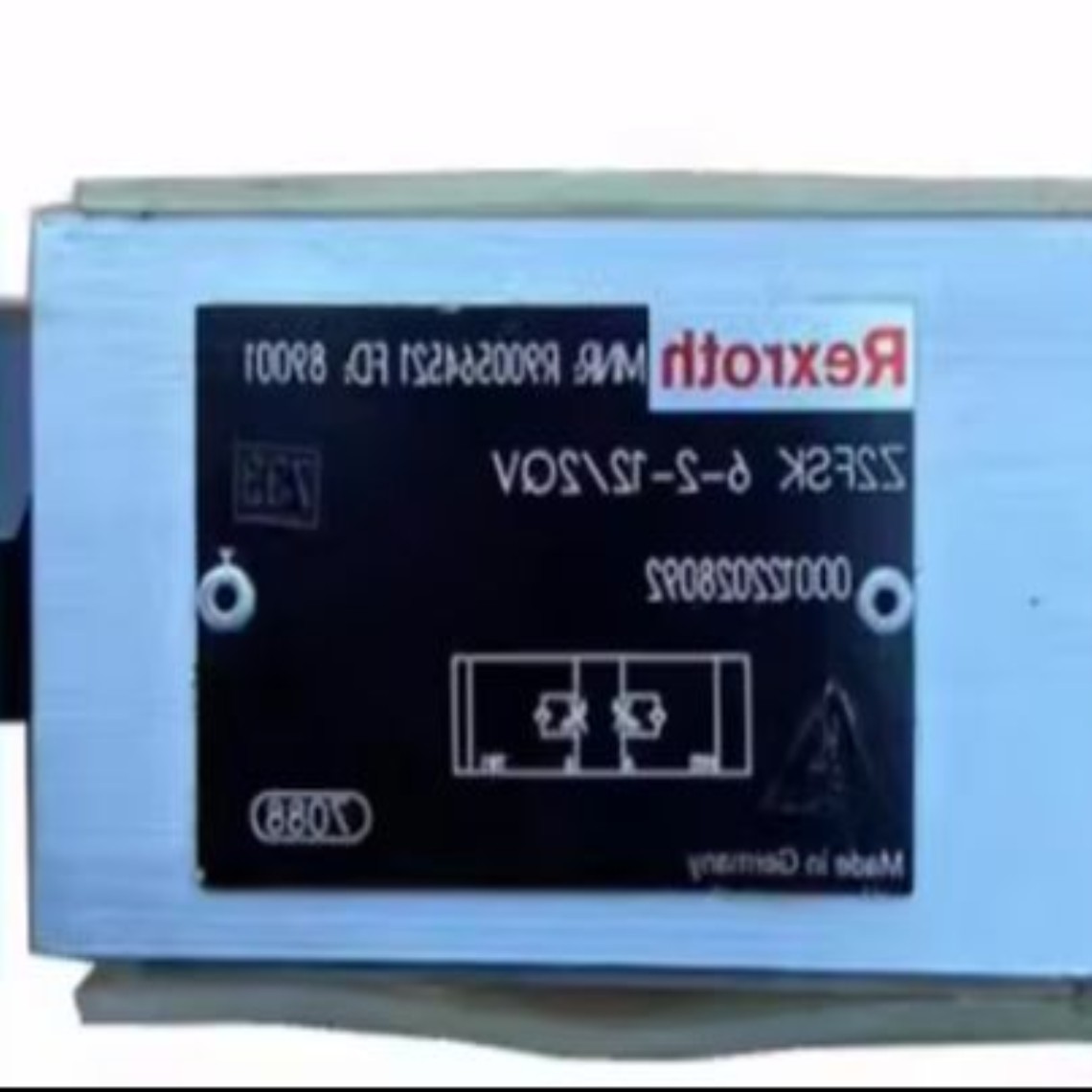 R900976119 4WREE10W1-75-23G24K31F1V 스로틀 밸브 Z2FSK6-2-1X2QV 비례 제품 이미지