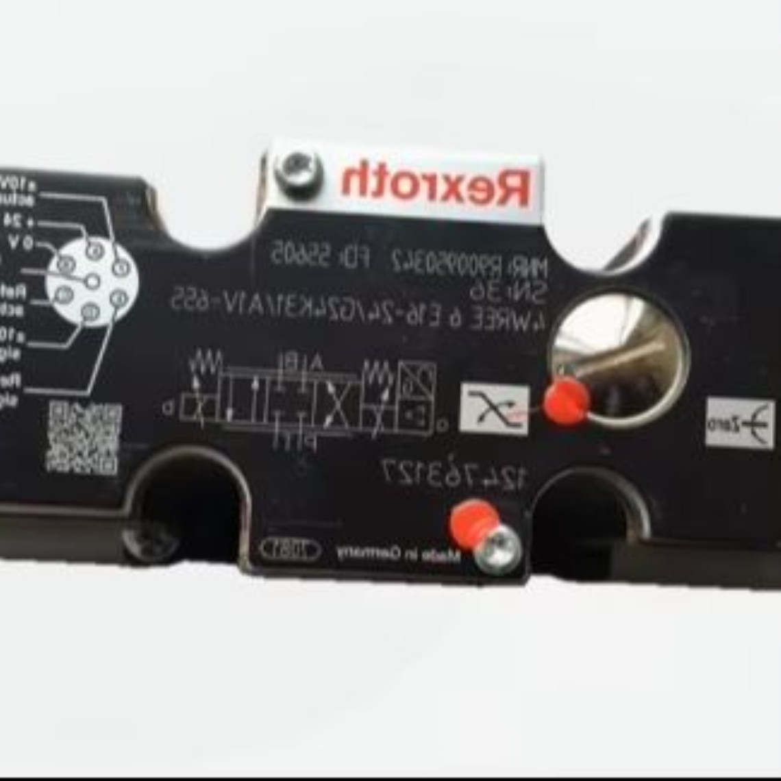 R900950342 4WREE6E16-24G24K31A1V-655 신품 비례 밸브 제품 이미지