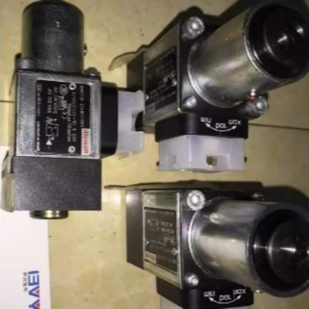 R901102360 HED8OH-20100K14 압력 릴레이 스위치 제품 이미지