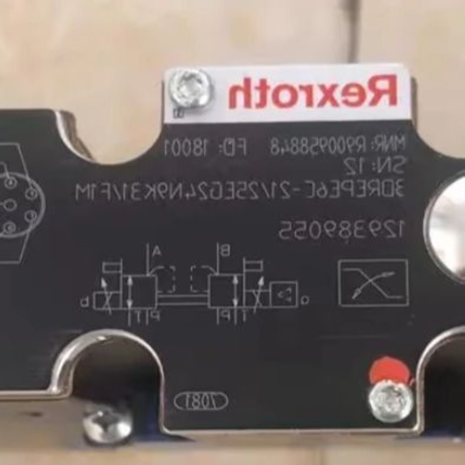 R900958848 3DREPE6C-2125EG24N9K31F1M 비례 감압 밸브 제품 이미지