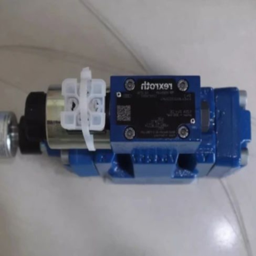 전자기 방향 밸브 R900904829 4WE6JB6XEG24K4 새제품 제품 이미지