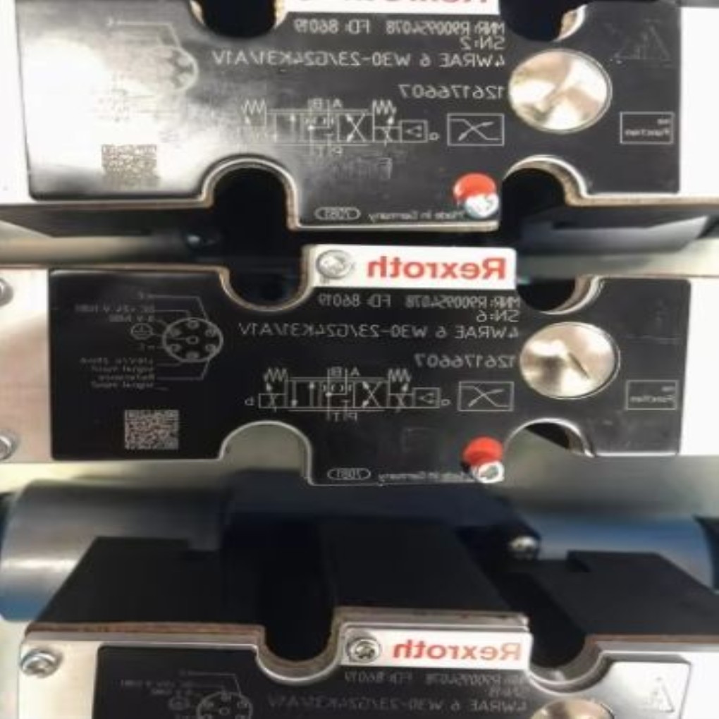 R900954078 4WRAE6W30-23G24K31A1V 신품 비례 방향 밸브 제품 이미지