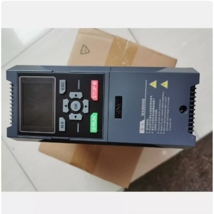 SNIEE 주파수 변환기 EM760-0R7G1R1P-3B -2R2G3R0P-3B-4R0G5R5P-3B-5R5G7R5P-3B 제품 이미지