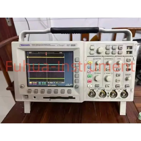텍트로닉스 TDS3054B DPO 오실로스코프 4채널 500MHz 5GSas 상태 양호 제품 이미지