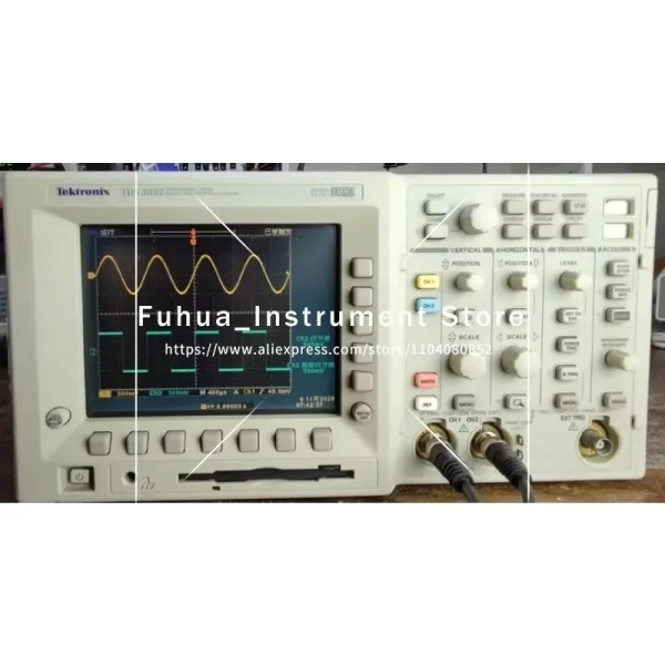 텍트로닉스 TDS 3032 디지털 포스퍼 오실로스코프 300MHz 2.5GSS 2채널, DPO 제품 이미지
