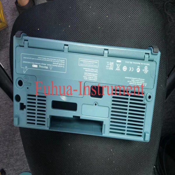 텍트로닉스 TDS3052B, 블루 박스 외부 쉘 제품 이미지