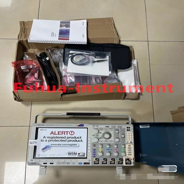 텍트로닉스 MDO4054B-3 오실로스코프 혼합 영역 500MHZ, 4채널, 2.5GSS, 3GHZ 새 제품 제품 이미지