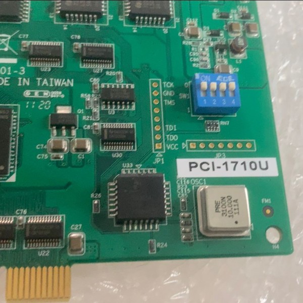 PCI-1710U D1 다기능 데이터 수집 카드 제품 이미지