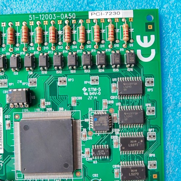 PCI-7230 51-12003-0A50 데이터 수집 카드 제품 이미지