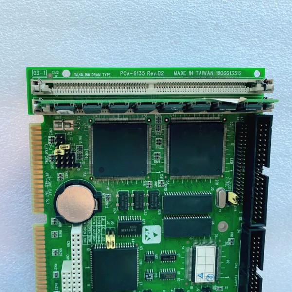 PCA-6135 REV. B2 산업용 제어 컴퓨터 마더보드 제품 이미지