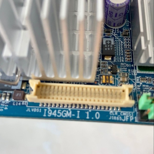 I945GM 미니 ITX 마더보드 AIMB-253L-00A1E 제품 이미지