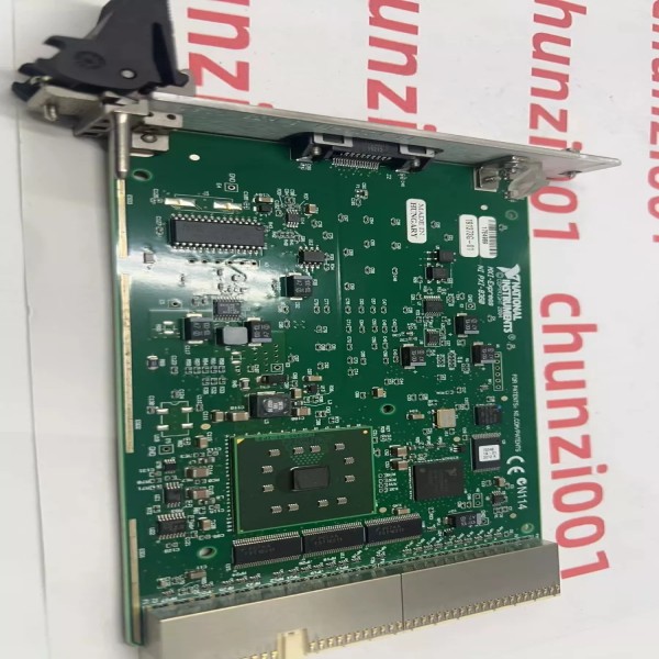 National Instruments NI PXI-8360 MXI-Express 인터페이스, 리모컨 모듈 제품 이미지