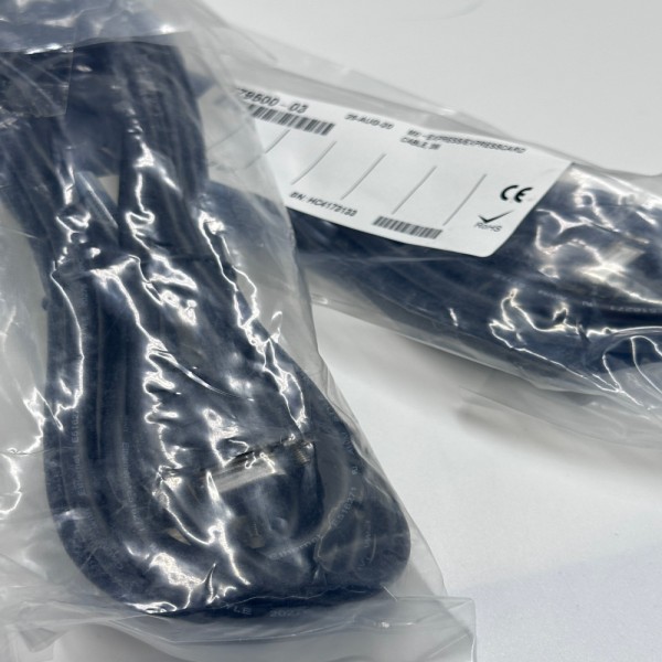 내셔널 인스트루먼트 NI 779500 -03 MXI-익스프레스 193355 3m 케이블 제품 이미지