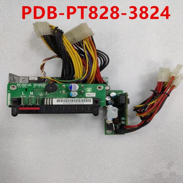 PDB-PT828-3824 CPR-1421-2H1LF 슈퍼마이크로 전원 분배 보드용 PSU 거의 새제품 제품 이미지