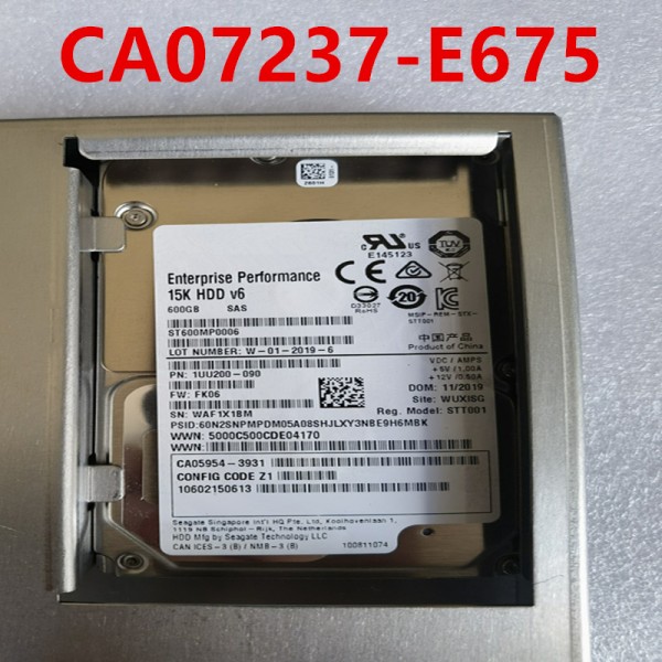Fujitsu DX60S2 용 하드 디스크, CA07237-E675 CA05954-3931, 600GB, 2.5 인치, 64MB SAS, 15000RPM, 거의 새제품 제품 이미지