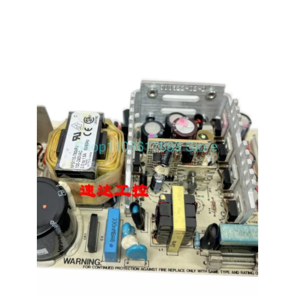 산업용 병원 전원 공급 장치 3.0-1.5A 100-240V NFS110-7604PJ 제품 이미지